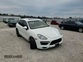 2012 Porsche Cayenne Turbo z VIN WP1AC2A23CLA83951, wystawiony jako Copart lot #82380594 z przebiegiem Nie podano mil oraz Szkoda całkowita • Salvage title. Historia ofert i sprzedaży dostępna na DreamBid. Obrazek 11.