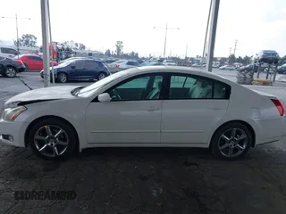 2005 Nissan Maxima 3.5 SL with VIN 1N4BA41E45C859174, listed as a IAAI auction lot 41454102 with 196,770 mi miles. Bid and sale history available at carsss.com. Image 15.