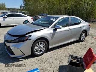 2025 Toyota Camry LE with VIN 4T1DAACK6SU115887, listed as a Copart auction lot 53699295 with 9,083 mi miles and Clean Title. Bid and sale history available at carsss.com. Image 1.