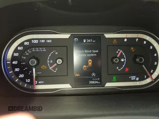 2024 Hyundai Tucson SEL with VIN 5NMJBCDE3RH324188, listed as a Copart auction lot 88764405 with 30,824 mi miles and Salvage Title. Bid and sale history available at carsss.com. Image 9.