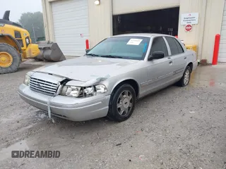 2004 Ford Crown Victoria LX с VIN 2FAFP74WX4X150238, выставлен на аукционе IAAI как лот 42359429 с пробегом 167 658 миль миль и . История ставок и продаж доступна на DreamBid. Изображение 2.