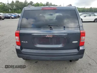 2015 Jeep Patriot Latitude with VIN 1C4NJRFBXFD176250, listed as a Copart auction lot 58903295 with 72,675 mi miles and Salvage title. Bid and sale history available at DreamBid. Image 6.