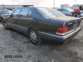 1993 Mercedes-Benz 500 z VIN WDBGA51E3PA109767, wystawiony jako Copart lot #44822475 z przebiegiem 143 190 mil mil oraz Tytuł czysty. Historia ofert i sprzedaży dostępna na DreamBid. Obrazek 2.