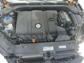 2013 Volkswagen Jetta SE z VIN 3VWDP7AJ8DM354734, wystawiony jako Copart lot #61147355 z przebiegiem 103 428 mil mil oraz Szkoda całkowita • Salvage title. Historia ofert i sprzedaży dostępna na DreamBid. Obrazek 11.