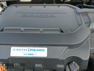 2016 Honda Accord EX-L z VIN 1HGCT2B88GA000143, wystawiony jako IAAI lot #43163905 z przebiegiem 50 455 mil mil oraz . Historia ofert i sprzedaży dostępna na DreamBid. Obrazek 20.