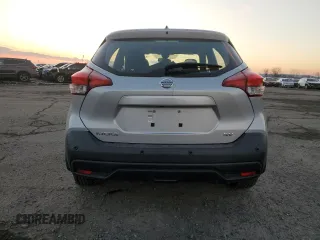 2020 Nissan Kicks SV z VIN 3N1CP5CV2LL528257, wystawiony jako Copart lot #75039374 z przebiegiem 65 652 mil mil oraz Szkoda całkowita • Salvage title. Historia ofert i sprzedaży dostępna na DreamBid. Obrazek 6.