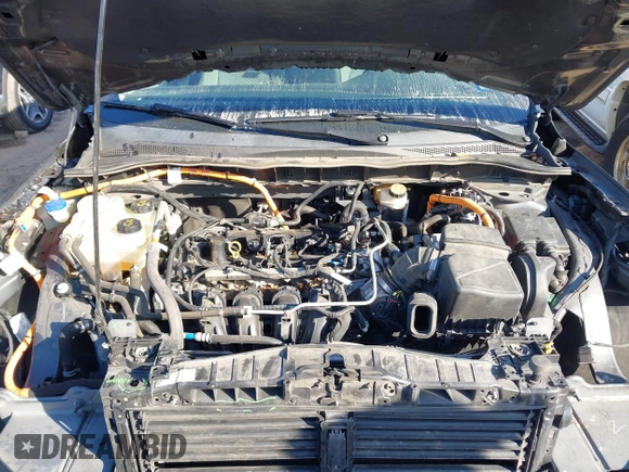 2020 Ford Escape SE Sport Hybrid with VIN 1FMCU9BZ9LUB83599, listed as a IAAI auction lot 41622900 with 62,676 mi miles and . Bid and sale history available at DreamBid. Image 10.