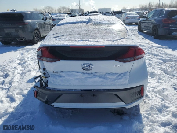 2020 Hyundai Ioniq Plug-In Hybrid SE with VIN KMHC65LD1LU234437, listed as a Copart auction lot 46752515 with NaN miles and Salvage Title. Bid and sale history available at carsss.com. Image 6.