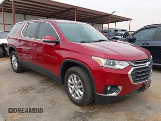 2021 Chevrolet Traverse LT z VIN 1GNERHKWXMJ200872, wystawiony jako IAAI lot #42071722 z przebiegiem 58 507 mil mil oraz . Historia ofert i sprzedaży dostępna na DreamBid. Obrazek 1.