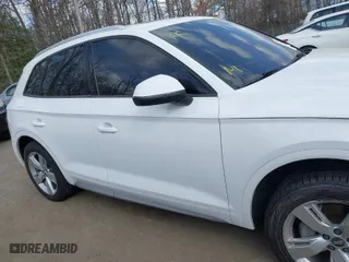 2018 Audi Q5 Premium with VIN WA1ANAFY9J2008252, listed as a IAAI auction lot 41917806 with 101,331 mi miles. Bid and sale history available at carsss.com. Image 13.