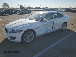 2018 Jaguar XF 25t Prestige with VIN SAJBE4FX7JCY56550, listed as a Copart auction lot 88754595 with 6,211 mi miles and Salvage Title. Bid and sale history available at carsss.com. Image 1.