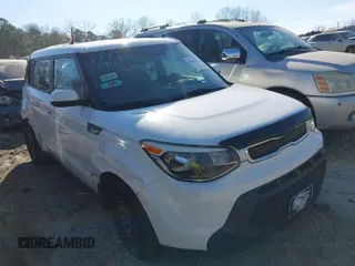 2014 Kia Soul with VIN KNDJN2A2XE7095960, listed as a IAAI auction lot 41662235 with 117,622 mi miles. Bid and sale history available at carsss.com. Image 1.