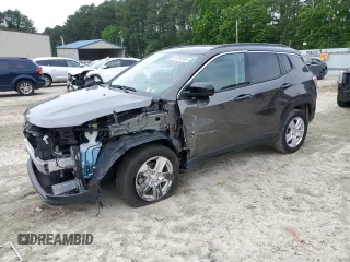 2022 Jeep Compass Latitude с VIN 3C4NJDBB8NT126707, выставлен на аукционе Copart как лот 59792595 с пробегом 61 636 миль миль и Списание • Salvage title. История ставок и продаж доступна на DreamBid. Изображение 1.