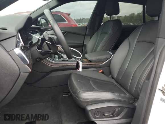 2021 Audi Q8 Premium Plus z VIN WA1EVAF18MD004657, wystawiony jako Copart lot #45008865 z przebiegiem 42 489 mil mil oraz Szkody całkowita. Historia ofert i sprzedaży dostępna na DreamBid. Obrazek 7.