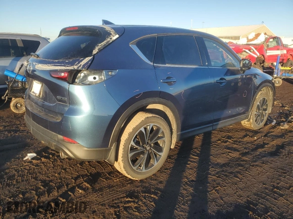 2023 Mazda CX-5 2.5 S Premium Plus Package with VIN JM3KFBEM6P0185283, listed as a Copart auction lot 42928445 with 28,118 mi miles and Clean Title. Bid and sale history available at carsss.com. Image 3.