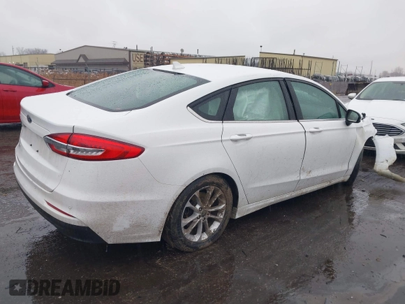 2020 Ford Fusion SE with VIN 3FA6P0H74LR155667, listed as a IAAI auction lot 41482612 with Not provided miles and . Bid and sale history available at DreamBid. Image 4.