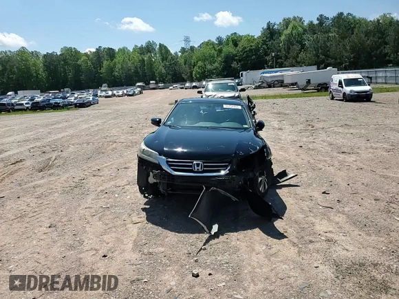 2014 Honda Accord LX z VIN 1HGCR2F33EA090912, wystawiony jako Copart lot #55754465 z przebiegiem Nie podano mil oraz Szkoda całkowita • Salvage title. Historia ofert i sprzedaży dostępna na DreamBid. Obrazek 14.