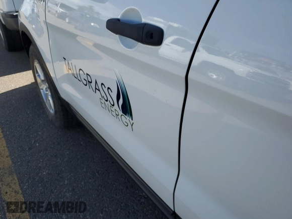 2014 Ford Explorer z VIN 1FM5K8B82EGC38993, wystawiony jako IAAI lot #42731174 z przebiegiem 124 563 mil mil oraz . Historia ofert i sprzedaży dostępna na DreamBid. Obrazek 20.