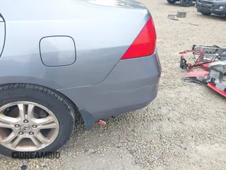 2007 Honda Accord LX SE с VIN 1HGCM56307A006385, выставлен на аукционе IAAI как лот 42432705 с пробегом 219 796 миль миль и . История ставок и продаж доступна на DreamBid. Изображение 14.