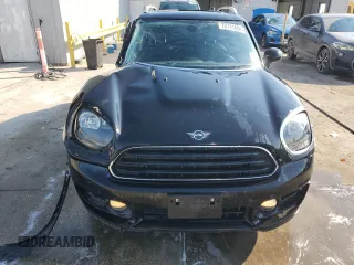 2019 MINI Countryman Cooper with VIN WMZYS7C58K3F45493, listed as a Copart auction lot 72711804 with 61,900 mi miles and Salvage Title. Bid and sale history available at carsss.com. Image 5.