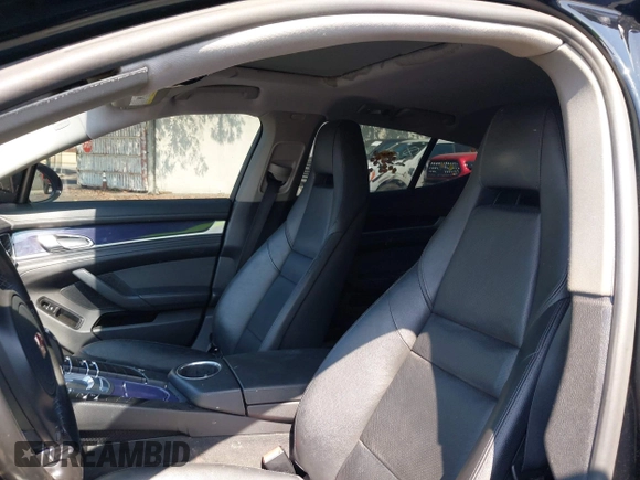 2011 Porsche Panamera с VIN WP0AA2A77BL013757, выставлен на аукционе IAAI как лот 42386546 с пробегом 138 807 миль миль и . История ставок и продаж доступна на DreamBid. Изображение 20.