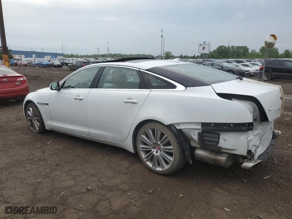2014 Jaguar XJ with VIN SAJWJ2GD3E8V64988, listed as a Copart auction lot 55375034 with 0 mi miles and Clean Title. Bid and sale history available at carsss.com. Image 2.