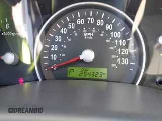 2009 Kia Sedona LX with VIN KNDMB233096312990, listed as a IAAI auction lot 41261428 with 254,323 mi miles. Bid and sale history available at carsss.com. Image 15.