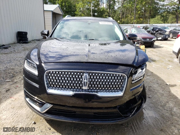 2019 Lincoln Nautilus Reserve with VIN 2LMPJ8LPXKBL61711, listed as a Copart auction lot 69843683 with 0 mi miles. Bid and sale history available at carsss.com. Image 5.