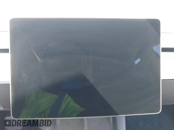 2023 Tesla Model 3 z VIN 5YJ3E1EA0PF608506, wystawiony jako IAAI lot #41748862 z przebiegiem 15 mil mil oraz . Historia ofert i sprzedaży dostępna na DreamBid. Obrazek 18.