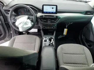 2022 Ford Escape SE with VIN 1FMCU9G62NUB69500, listed as a Copart auction lot 46162365 with 7,452 mi miles and Clean Title. Bid and sale history available at DreamBid. Image 8.
