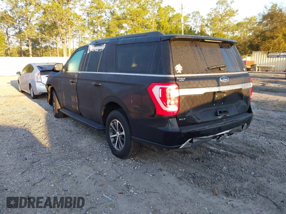 2019 Ford Expedition Max XLT z VIN 1FMJK1HT4KEA36195, wystawiony jako IAAI lot #41764739 z przebiegiem 106 543 mil mil oraz . Historia ofert i sprzedaży dostępna na DreamBid. Obrazek 3.