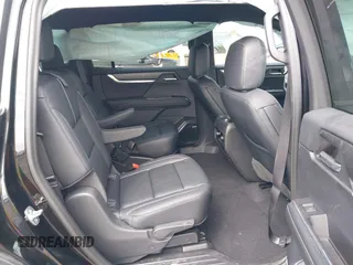 2024 GMC Acadia AWD Elevation z VIN 1GKENNKSXRJ197435, wystawiony jako IAAI lot #41951892 z przebiegiem 10 366 mil mil oraz . Historia ofert i sprzedaży dostępna na DreamBid. Obrazek 8.