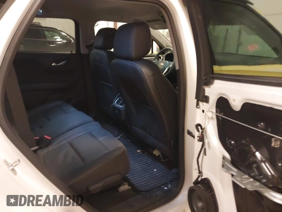2024 Chevrolet Blazer LT with VIN 3GNKBJR40RS170127, listed as a IAAI auction lot 41443575 with 13,200 mi miles and . Bid and sale history available at DreamBid. Image 8.