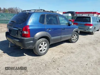 2005 Hyundai Tucson GLS with VIN KM8JN72D35U169942, listed as a IAAI auction lot 41763028 with 181,507 mi miles and . Bid and sale history available at DreamBid. Image 4.