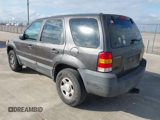 2007 Ford Escape XLS with VIN 1FMYU02Z77KA31257, listed as a IAAI auction lot 41430217 with 1 mi miles. Bid and sale history available at carsss.com. Image 3.
