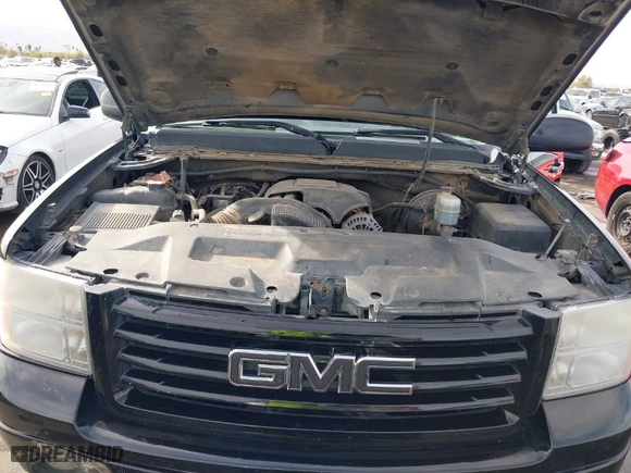 2013 GMC Sierra 1500 SLT with VIN 3GTP2WE73DG186362, listed as a IAAI auction lot 41719448 with 204,637 mi miles. Bid and sale history available at carsss.com. Image 10.