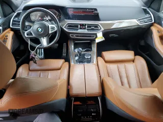 2019 BMW X5 xDrive40i z VIN 5UXCR6C53KLL14870, wystawiony jako Copart lot #57847245 z przebiegiem 97 201 mil mil oraz Szkoda całkowita • Salvage title. Historia ofert i sprzedaży dostępna na DreamBid. Obrazek 8.