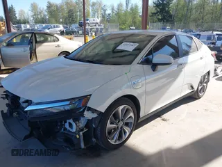 2018 Honda Clarity Plug-In Hybrid Touring with VIN JHMZC5F38JC003207, listed as a IAAI auction lot 42057987 with 35,420 mi miles. Bid and sale history available at carsss.com. Image 18.