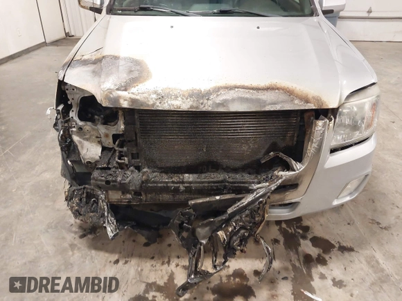 2008 Mercury Mariner Premier с VIN 4M2CU971X8KJ13808, выставлен на аукционе IAAI как лот 42301476 с пробегом 217 370 миль миль и . История ставок и продаж доступна на DreamBid. Изображение 13.