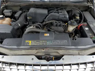 2003 Ford Explorer Limited with VIN 1FMZU75K93UB14585, listed as a Copart auction lot 56888695 with 260,077 mi miles and Salvage title. Bid and sale history available at DreamBid. Image 12.