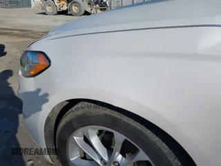 2020 Ford Fusion SE с VIN 3FA6P0HD1LR122177, выставлен на аукционе IAAI как лот 41749652 с пробегом 54 365 миль миль и . История ставок и продаж доступна на DreamBid. Изображение 21.