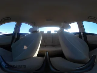 2016 Hyundai Sonata SE z VIN 5NPE24AF1GH268000, wystawiony jako IAAI lot #41757358 z przebiegiem Nie podano mil oraz . Historia ofert i sprzedaży dostępna na DreamBid. Obrazek 18.
