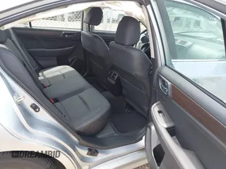 2017 Subaru Legacy Limited z VIN 4S3BNAN6XH3041226, wystawiony jako IAAI lot #42483808 z przebiegiem 47 210 mil mil oraz . Historia ofert i sprzedaży dostępna na DreamBid. Obrazek 8.