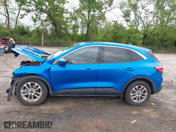 2020 Ford Escape SE with VIN 1FMCU0G64LUA57788, listed as a IAAI auction lot 42122854 with 94,459 mi miles and . Bid and sale history available at DreamBid. Image 13.