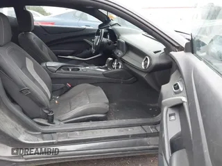 2018 Chevrolet Camaro 1LT with VIN 1G1FB1RS7J0129068, listed as a IAAI auction lot 41689225 with 1 mi miles. Bid and sale history available at carsss.com. Image 5.