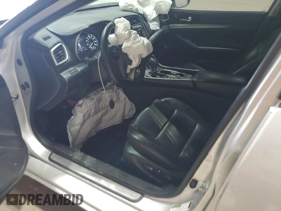 2021 Nissan Maxima SV with VIN 1N4AA6CV1MC514123, listed as a Copart auction lot 49128005 with 86,676 mi miles and Salvage Title. Bid and sale history available at DreamBid. Image 7.
