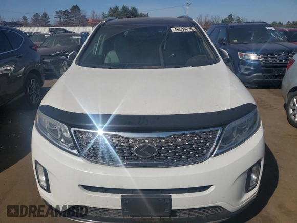 2014 Kia Sorento SX with VIN 5XYKWDA71EG465298, listed as a Copart auction lot 48633095 with 169,257 mi miles and Non Repairable. Bid and sale history available at carsss.com. Image 5.