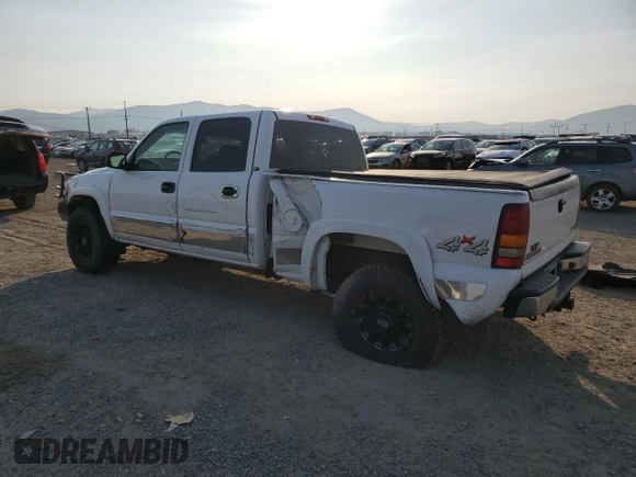 2003 GMC Sierra 1500HD SLT z VIN 1GTGK13U53F217669, wystawiony jako Copart lot #74547254 z przebiegiem 204 966 mil mil oraz Czysty tytuł • Clean title. Historia ofert i sprzedaży dostępna na DreamBid. Obrazek 2.