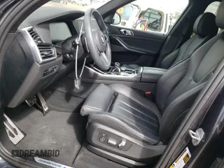 2020 BMW X5 xDrive40i with VIN 5UXCR6C01LLL79996, listed as a Copart auction lot 45992843 with 31,092 mi miles. Bid and sale history available at carsss.com. Image 7.