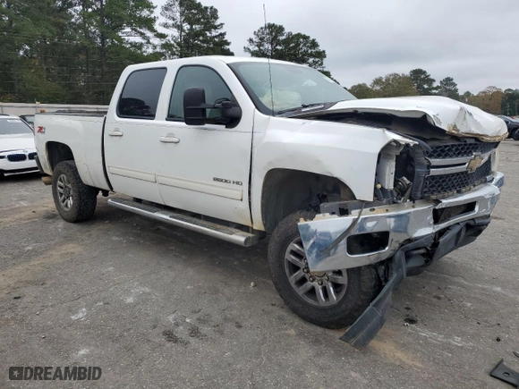 2011 Chevrolet Silverado 2500HD LTZ with VIN 1GC1KYC88BF252982, listed as a Copart auction lot 85816154 with 237,681 mi miles and Salvage Title. Bid and sale history available at carsss.com. Image 4.